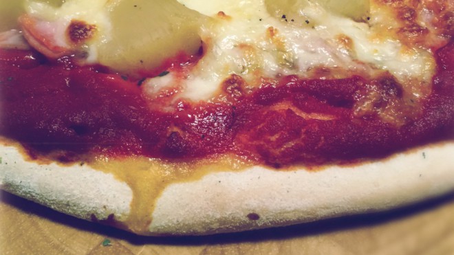 Pizza mit merkwürdigen Zutaten